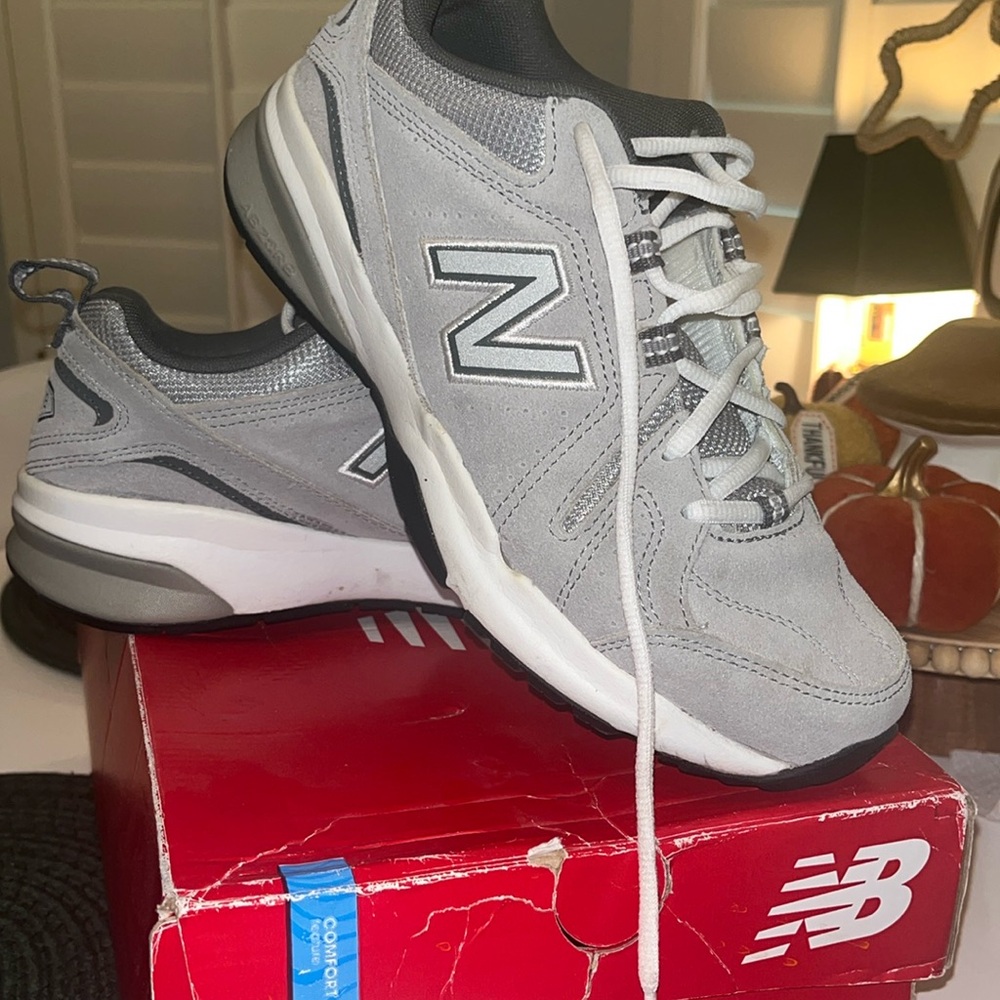 608 new balance grey suede